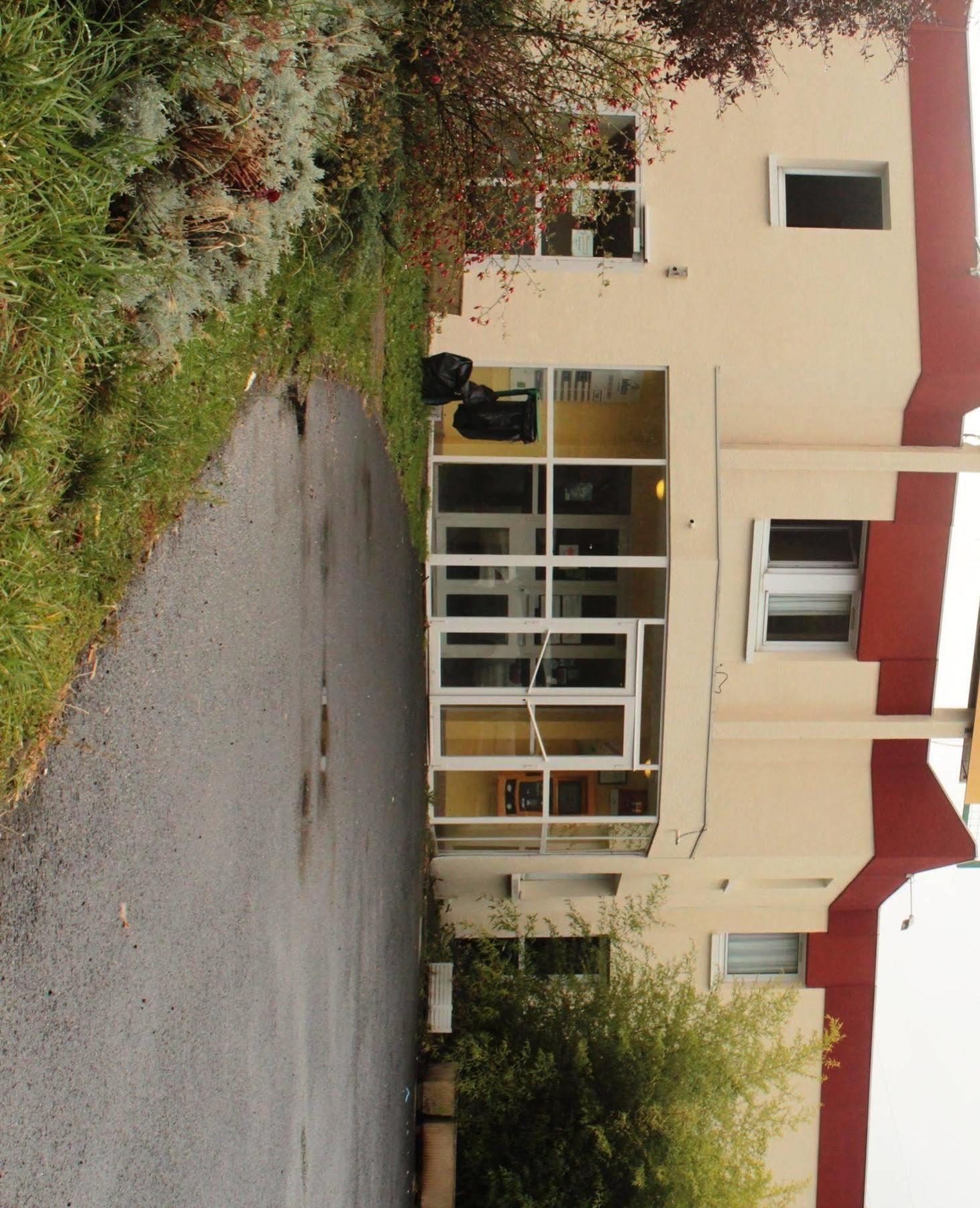 The Originals Access, Hotel Clermont-Ferrand Nord Chateaugay Exterior photo